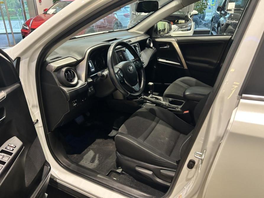 Toyota RAV4 IV (XA40) Рестайлинг Казань  - изображение 20