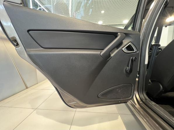 Lada (ВАЗ) Granta I Рестайлинг с пробегом 2022 года, цена 653 000 рублей, 67000 км, хэтчбек, Автокод Объявления