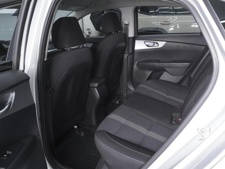 Kia Cerato IV Рестайлинг Ростов-на-Дону  - изображение 11