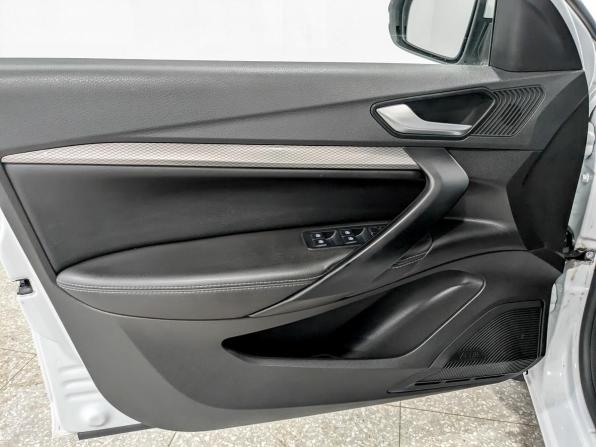 Lada (ВАЗ) Vesta I Рестайлинг (NG) с пробегом 2024 года, цена 1 600 000 рублей, 46317 км, универсал, Автокод Объявления