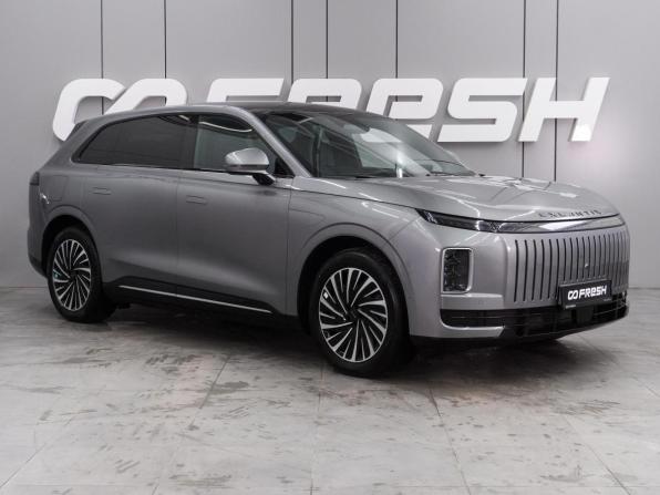 Exeed Exlantix ET с пробегом 2025 года, цена 5 879 000 рублей, 6534 км, внедорожник, Автокод Объявления