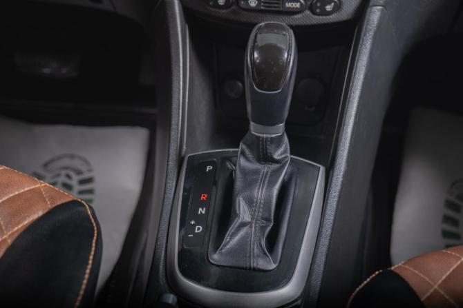Hyundai Solaris I Рестайлинг с пробегом 2014 года, цена 1 049 000 рублей, 124000 км, седан, Автокод Объявления