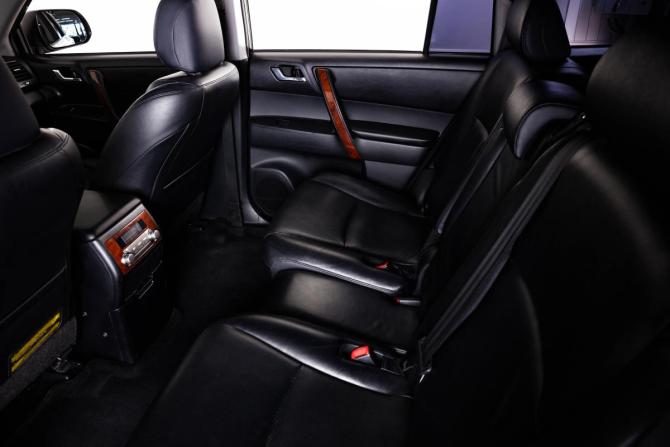 Toyota Highlander II (XU40) Рестайлинг с пробегом 2010 года, цена 1 949 000 рублей, 163181 км, внедорожник, Автокод Объявления