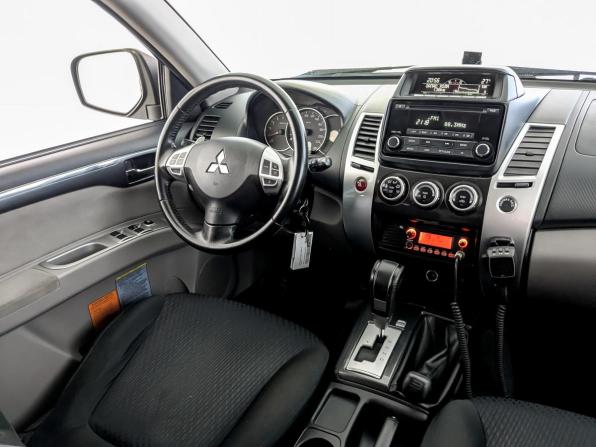 Mitsubishi Pajero Sport II Рестайлинг с пробегом 2015 года, цена 2 100 000 рублей, 153947 км, внедорожник, Автокод Объявления