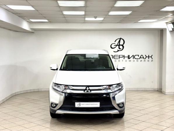 Mitsubishi Outlander III Рестайлинг 2 с пробегом 2016 года, цена 2 050 000 рублей, 65741 км, внедорожник, Автокод Объявления