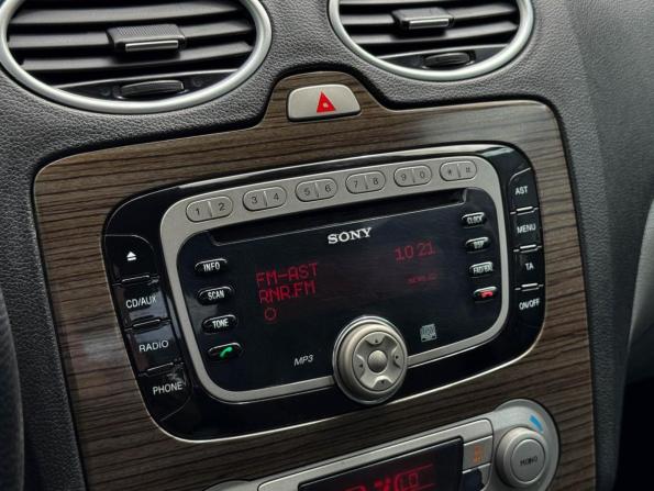 Ford Focus II Рестайлинг с пробегом 2008 года, цена 559 000 рублей, 258413 км, седан, Автокод Объявления