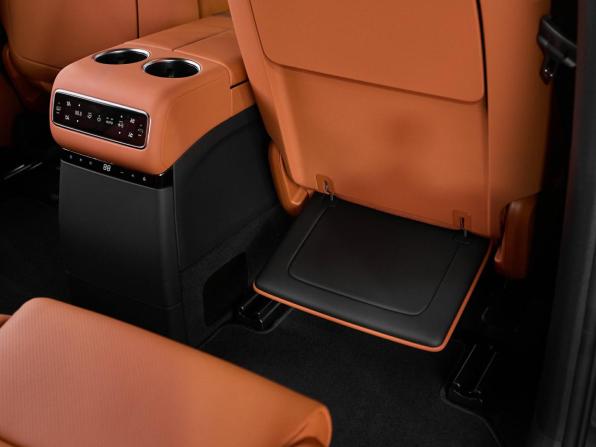 Новый Li Auto (Lixiang) L9 I Рестайлинг 2025 года, цена 11 990 000 рублей, внедорожник, Автокод Объявления