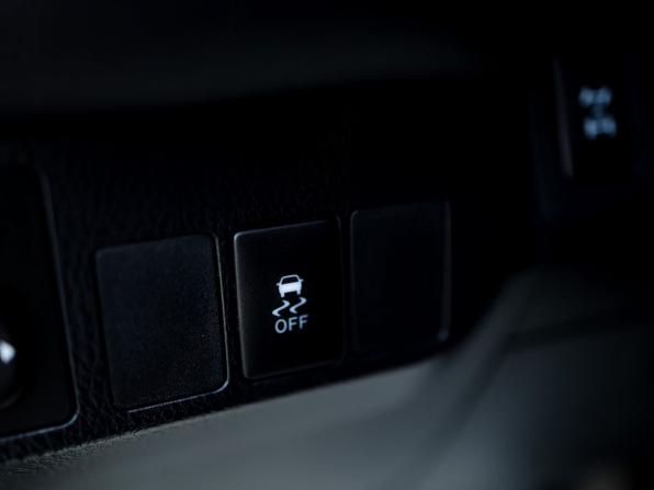 Toyota RAV4 IV (XA40) с пробегом 2013 года, цена 1 869 000 рублей, 167184 км, внедорожник, Автокод Объявления