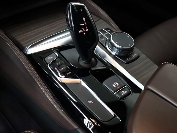 BMW 5 серии VII (G30/G31/G38) с пробегом 2019 года, цена 4 700 000 рублей, 69902 км, седан, Автокод Объявления