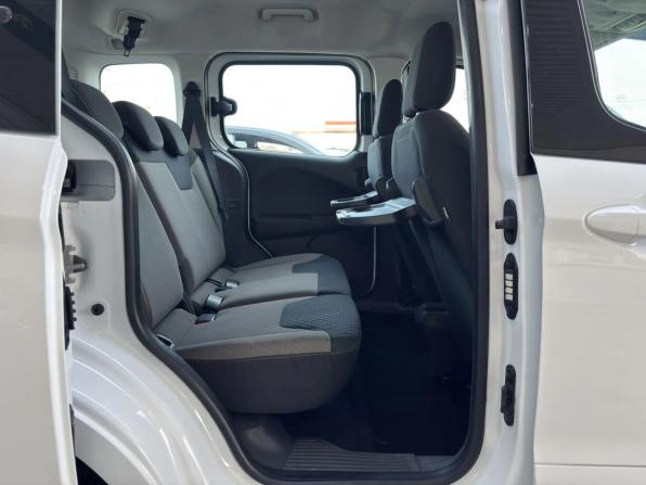 Ford Tourneo Courier I с пробегом 2017 года, цена 999 900 рублей, 267595 км, компактвэн, Автокод Объявления