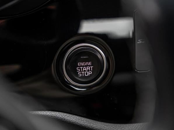 Kia Rio IV с пробегом 2019 года, цена 1 749 000 рублей, 95760 км, седан, Автокод Объявления