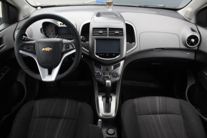 Chevrolet Aveo II с пробегом 2015 года, цена 810 000 рублей, 110976 км, хэтчбек, Автокод Объявления