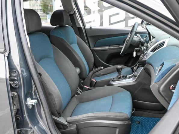 Chevrolet Cruze I Рестайлинг с пробегом 2013 года, цена 809 000 рублей, 175884 км, седан, Автокод Объявления