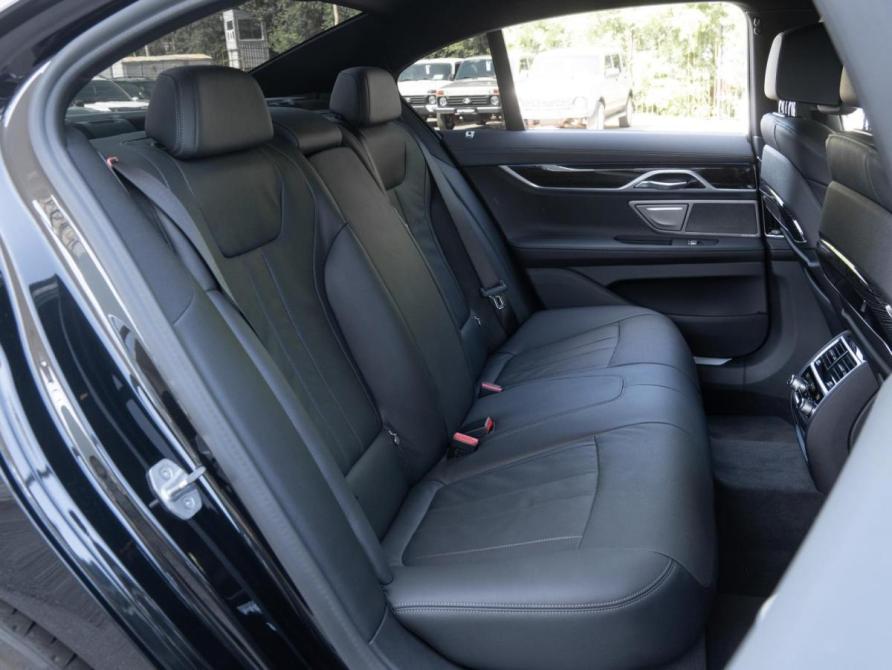 BMW 7 серии VI (G11/G12) Рестайлинг Волгоград  - изображение 10