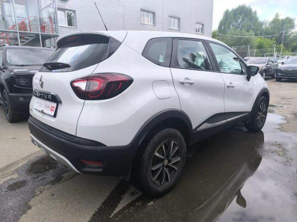 Renault Kaptur I с пробегом 2018 года, цена 1 415 165 рублей, 77870 км, внедорожник, Автокод Объявления