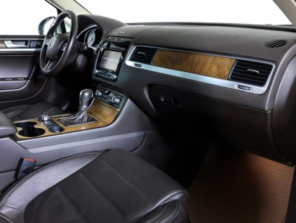 Volkswagen Touareg II с пробегом 2014 года, цена 2 374 000 рублей, 134770 км, внедорожник, Автокод Объявления