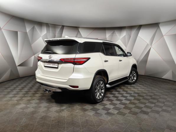 Toyota Fortuner II Рестайлинг с пробегом 2021 года, цена 4 930 000 рублей, 68015 км, внедорожник, Автокод Объявления