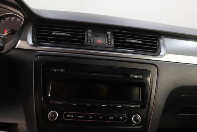 Skoda Rapid I с пробегом 2014 года, цена 899 000 рублей, 160000 км, лифтбек, Автокод Объявления