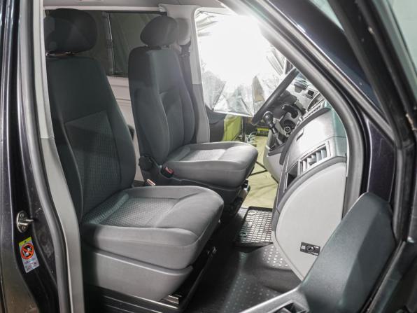 Volkswagen Caravelle T5 Рестайлинг с пробегом 2013 года, цена 2 319 000 рублей, 246487 км, минивэн, Автокод Объявления