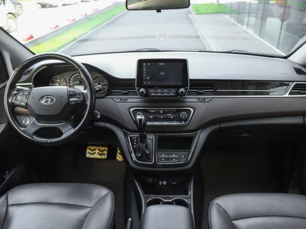 Hyundai Grand Starex I Рестайлинг 2 с пробегом 2018 года, цена 3 599 000 рублей, 89932 км, минивэн, Автокод Объявления