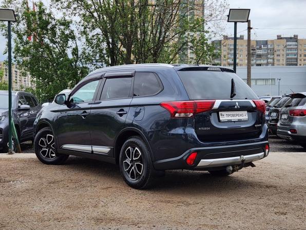 Mitsubishi Outlander III Рестайлинг 2 с пробегом 2016 года, цена 1 469 000 рублей, 309000 км, внедорожник, Автокод Объявления