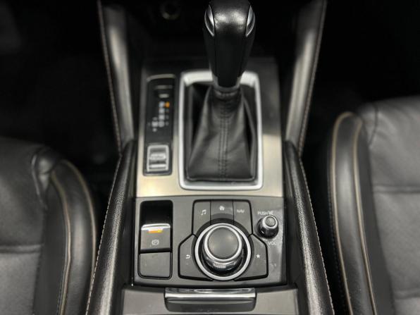 Mazda 6 III (GJ) Рестайлинг с пробегом 2017 года, цена 1 899 000 рублей, 106000 км, седан, Автокод Объявления