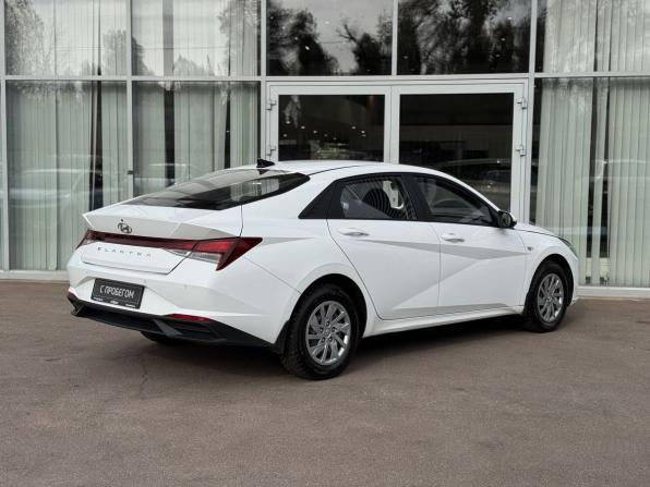 Hyundai Elantra VII (CN7) с пробегом 2022 года, цена 1 780 000 рублей, 54933 км, седан, Автокод Объявления