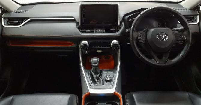 Toyota RAV4 V (XA50) с пробегом 2020 года, цена 2 890 000 рублей, 83370 км, внедорожник, Автокод Объявления