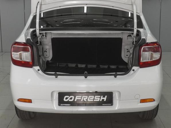 Renault Logan II Рестайлинг с пробегом 2019 года, цена 899 000 рублей, 100885 км, седан, Автокод Объявления