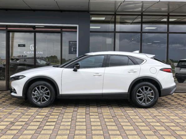 Mazda CX-4 I Рестайлинг с пробегом 2023 года, цена 2 730 000 рублей, 28842 км, внедорожник, Автокод Объявления
