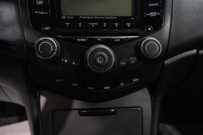 Honda Accord VII Рестайлинг с пробегом 2007 года, цена 799 000 рублей, 244000 км, седан, Автокод Объявления