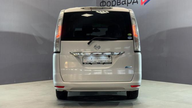 Nissan Serena IV (C26) с пробегом 2014 года, цена 1 500 000 рублей, 181000 км, минивэн, Автокод Объявления