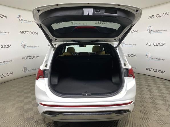 Hyundai Santa Fe IV Рестайлинг с пробегом 2021 года, цена 4 260 000 рублей, 48047 км, внедорожник, Автокод Объявления