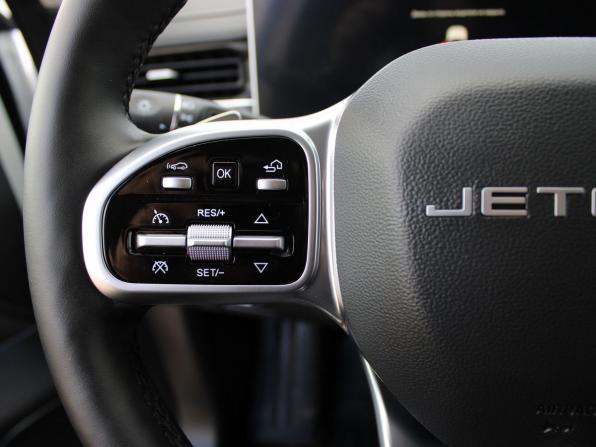 JETOUR X70+ I Рестайлинг с пробегом 2026 года, цена 2 439 000 рублей, 4035 км, внедорожник, Автокод Объявления