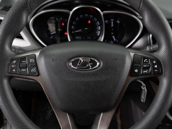 Lada (ВАЗ) Vesta I с пробегом 2017 года, цена 699 000 рублей, 103202 км, седан, Автокод Объявления