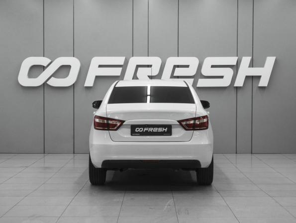 Lada (ВАЗ) Vesta I с пробегом 2018 года, цена 999 000 рублей, 187884 км, седан, Автокод Объявления