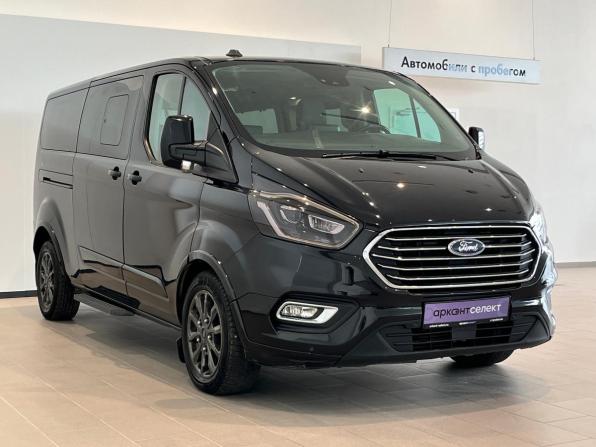 Ford Tourneo Custom I Рестайлинг с пробегом 2019 года, цена 3 200 000 рублей, 208000 км, минивэн, Автокод Объявления