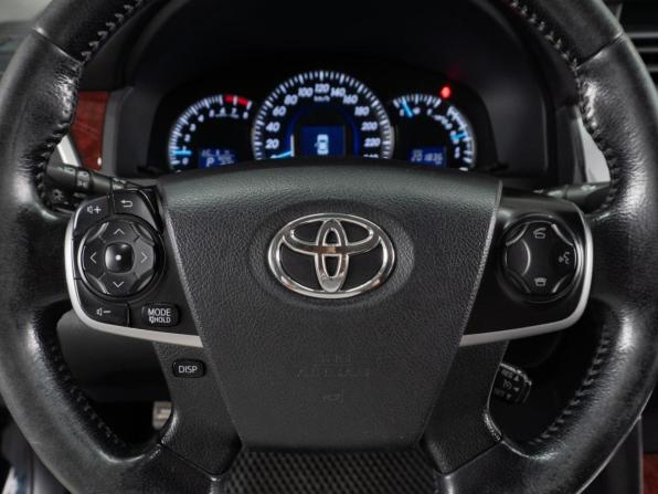 Toyota Camry VII (XV50) с пробегом 2012 года, цена 1 719 000 рублей, 202000 км, седан, Автокод Объявления