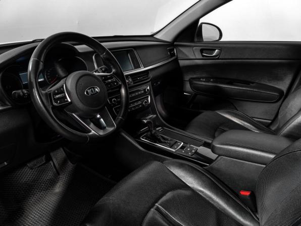 Kia Optima IV Рестайлинг с пробегом 2018 года, цена 1 535 000 рублей, 140000 км, седан, Автокод Объявления