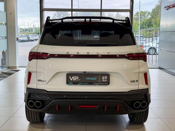 Geely Coolray I Рестайлинг с пробегом 2023 года, цена 2 035 000 рублей, 21477 км, внедорожник, Автокод Объявления