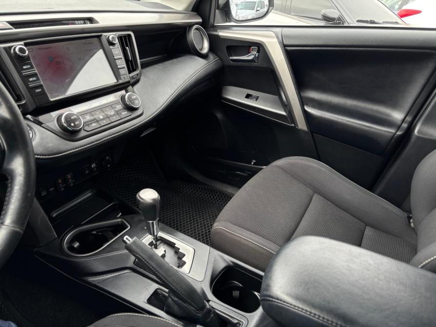 Toyota RAV4 IV (XA40) Рестайлинг Набережные Челны  - изображение 27