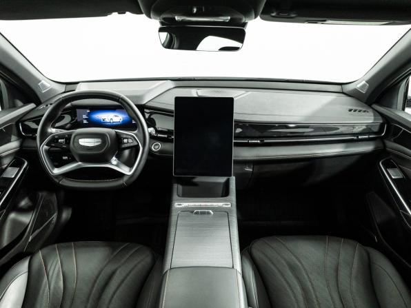 Geely Preface I (China Market) Рестайлинг 2 с пробегом 2024 года, цена 2 499 900 рублей, 36100 км, седан, Автокод Объявления