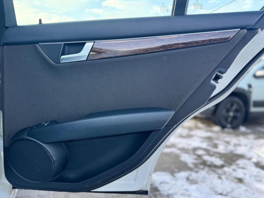 Mercedes-Benz C-Класс III (W204) Рестайлинг Ростов-на-Дону  - изображение 18