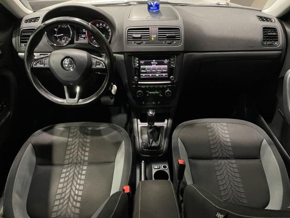 Skoda Yeti I Рестайлинг с пробегом 2015 года, цена 1 394 000 рублей, 194144 км, внедорожник, Автокод Объявления