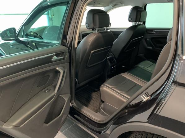 Volkswagen Tiguan II с пробегом 2018 года, цена 1 769 000 рублей, 184799 км, внедорожник, Автокод Объявления