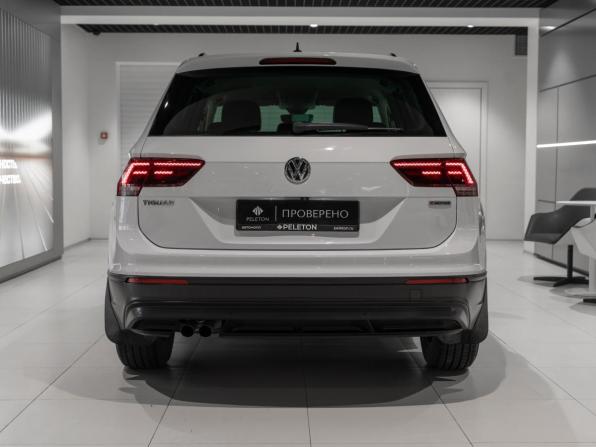 Volkswagen Tiguan II с пробегом 2019 года, цена 2 470 000 рублей, 66795 км, внедорожник, Автокод Объявления