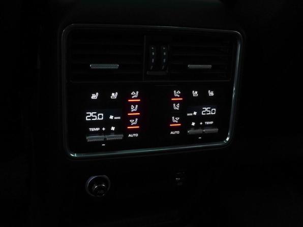 Porsche Cayenne III с пробегом 2017 года, цена 5 098 070 рублей, 127074 км, внедорожник, Автокод Объявления