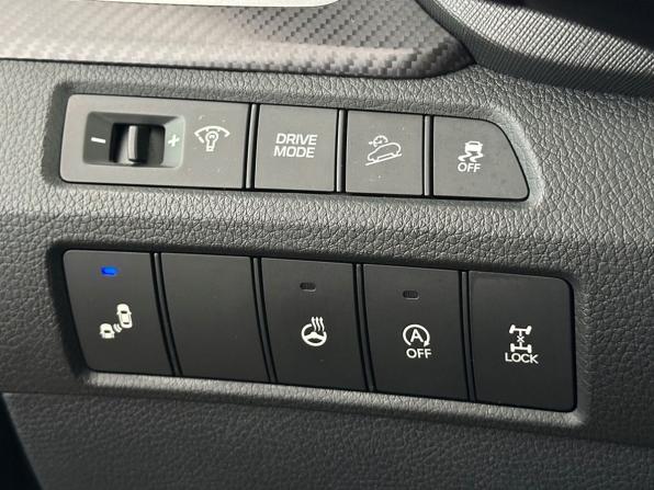 Hyundai Santa Fe III Рестайлинг с пробегом 2016 года, цена 2 030 000 рублей, 224657 км, внедорожник, Автокод Объявления