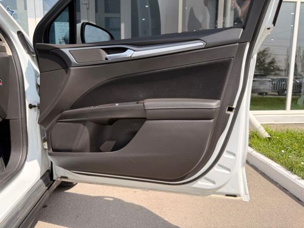 Ford Mondeo V с пробегом 2016 года, цена 1 005 000 рублей, 190856 км, седан, Автокод Объявления