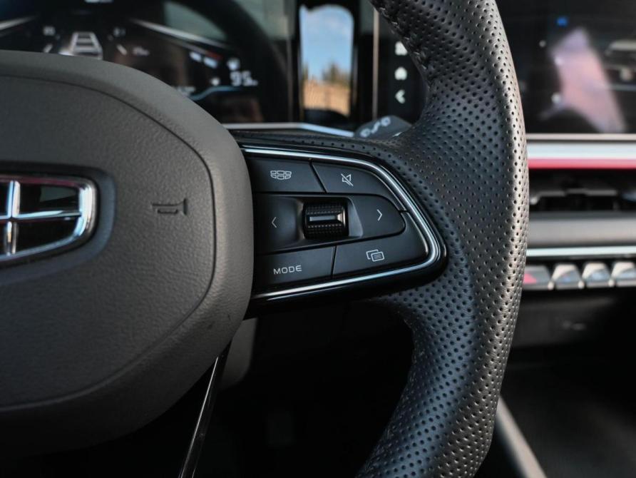 Geely Coolray I Рестайлинг 2 Новороссийск  - изображение 18